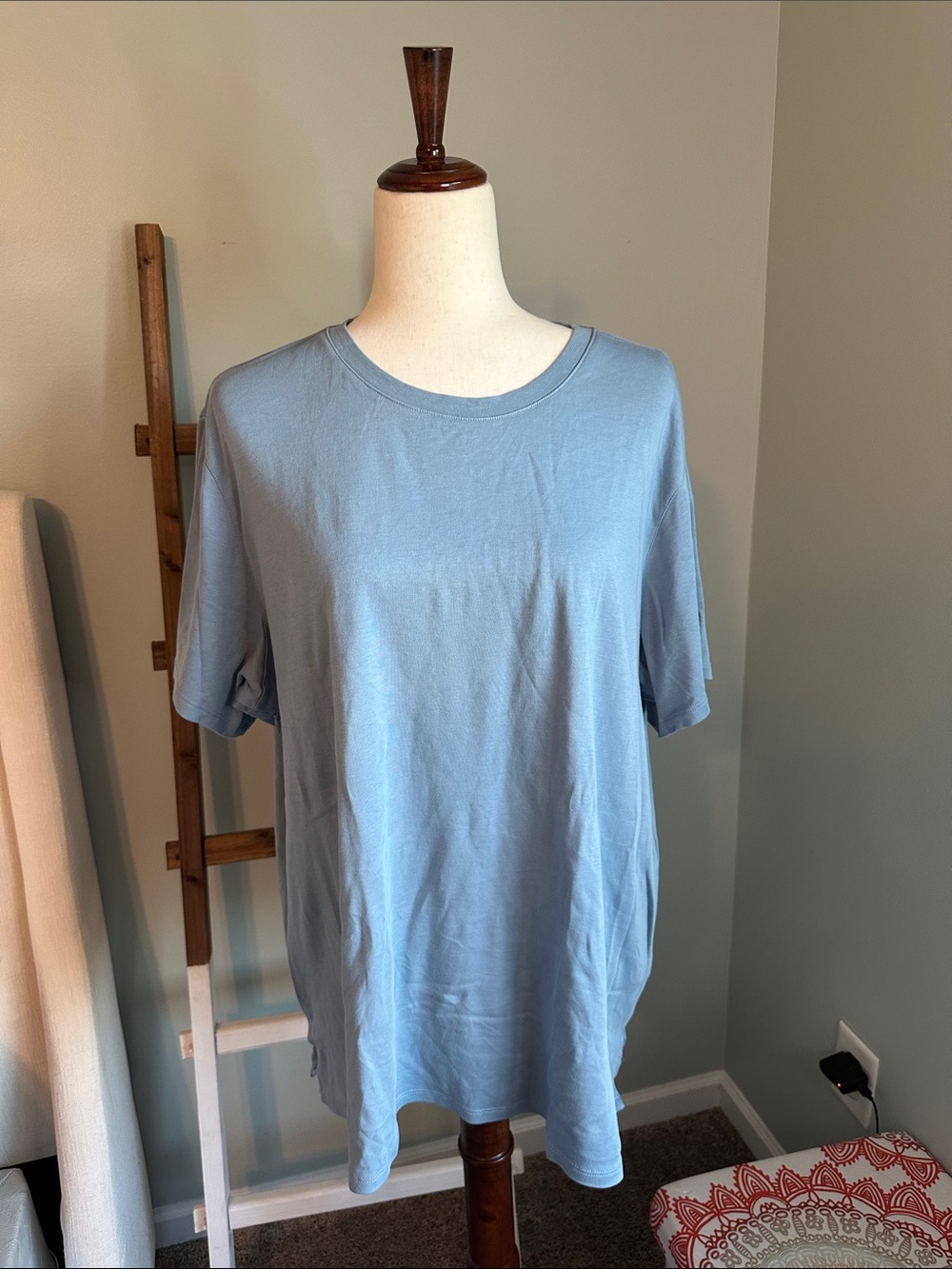 Kindred Bravely Crew Neck Breastfeeding/ Nursing T‑Shirt Size 2X